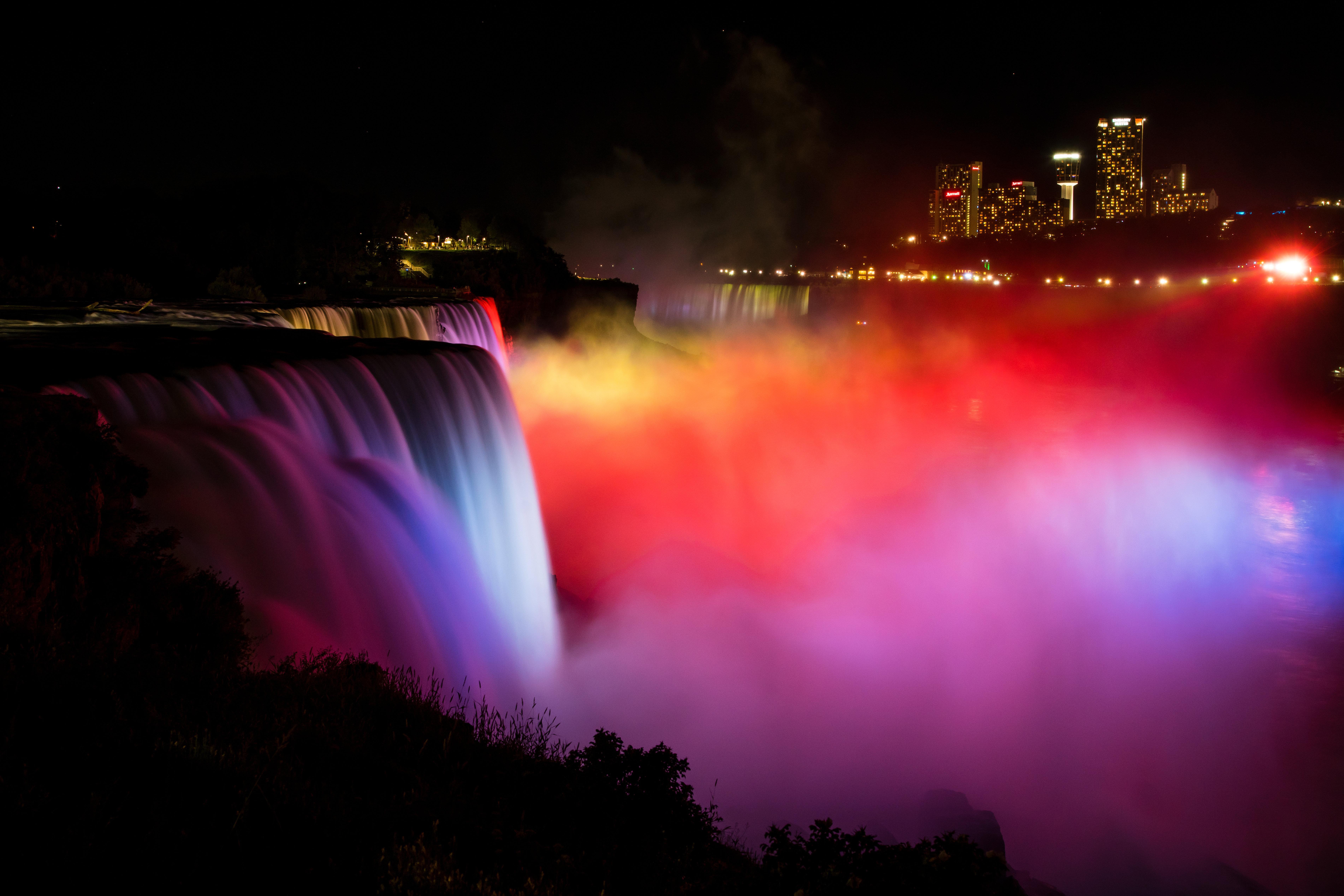 Holiday Inn Niagara Falls State Park Entry By Ihg Exterior foto