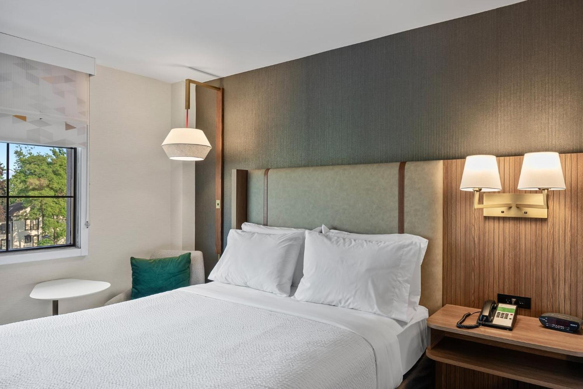 Holiday Inn Niagara Falls State Park Entry By Ihg Exterior foto